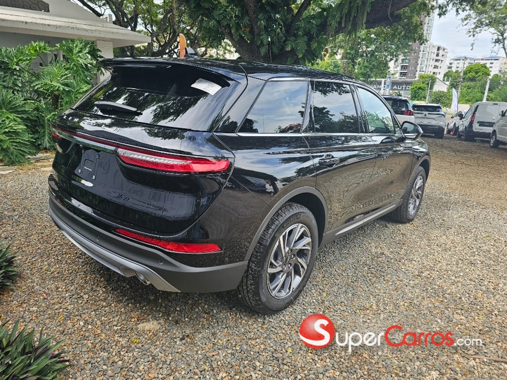2025 Lincoln Corsair — foto 2 / 8