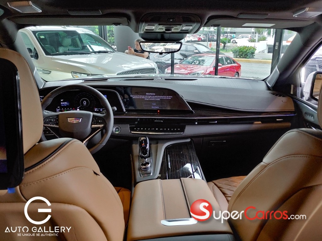 2024 Cadillac Escalade Premium Luxury — foto 10 / 12