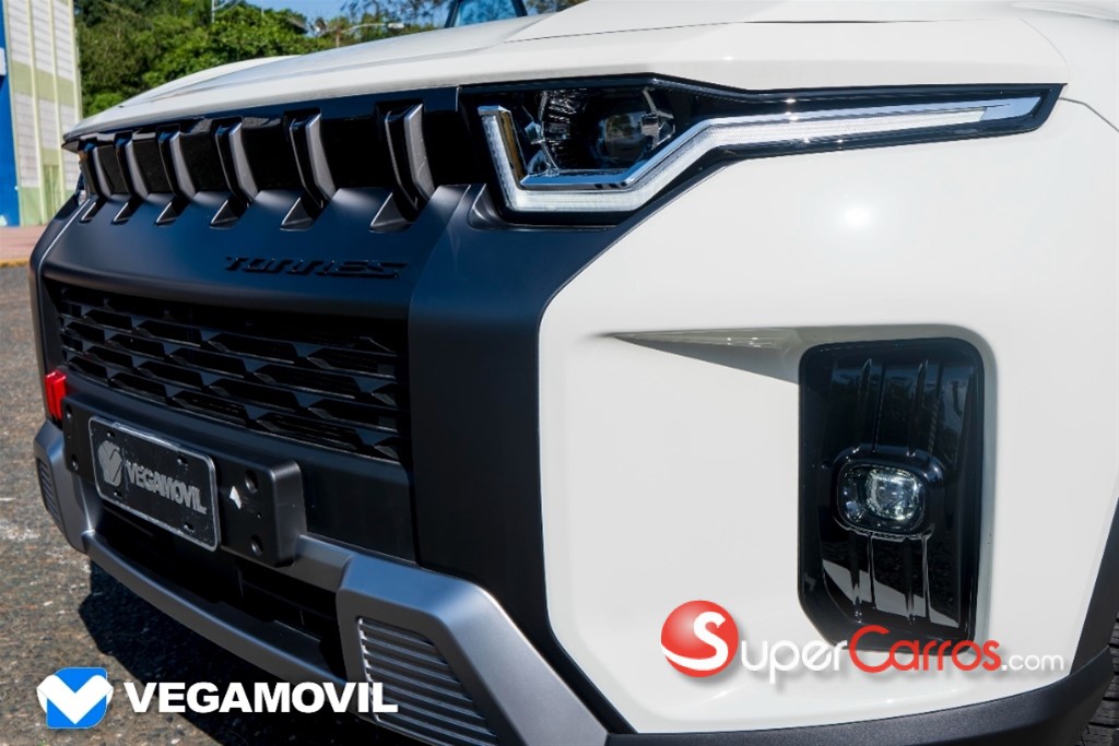 2025 KGM Torres ADVENTURE PLUS — foto 4 / 11