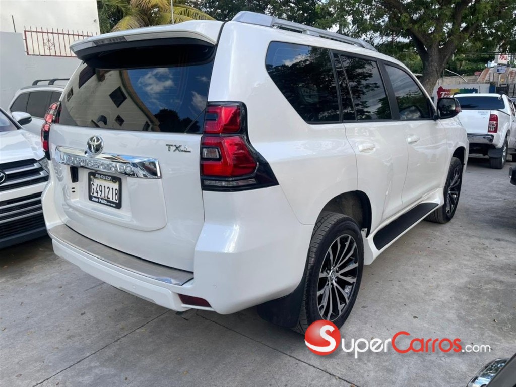 2020 Toyota Land Cruiser Prado TXL — foto 3 / 9