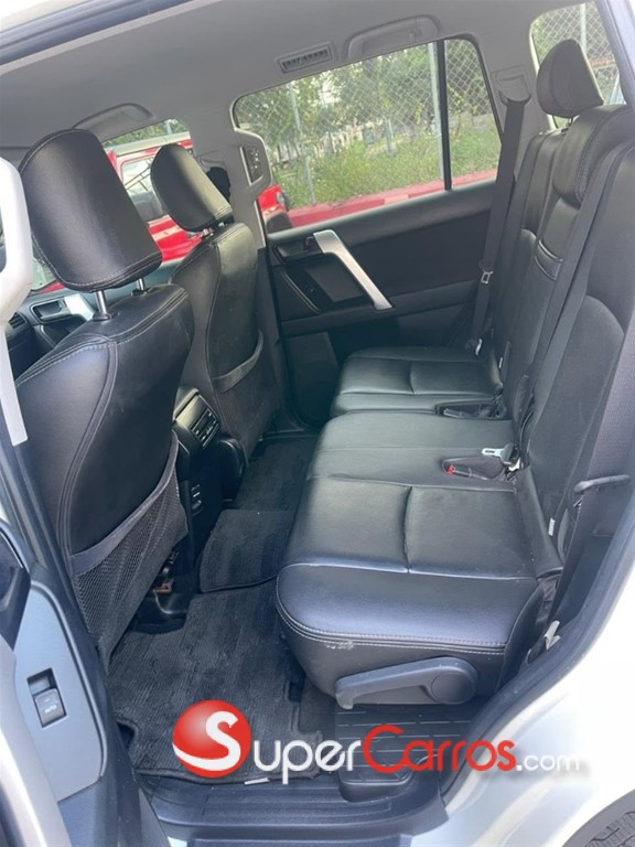 2020 Toyota Land Cruiser Prado TXL — foto 9 / 9