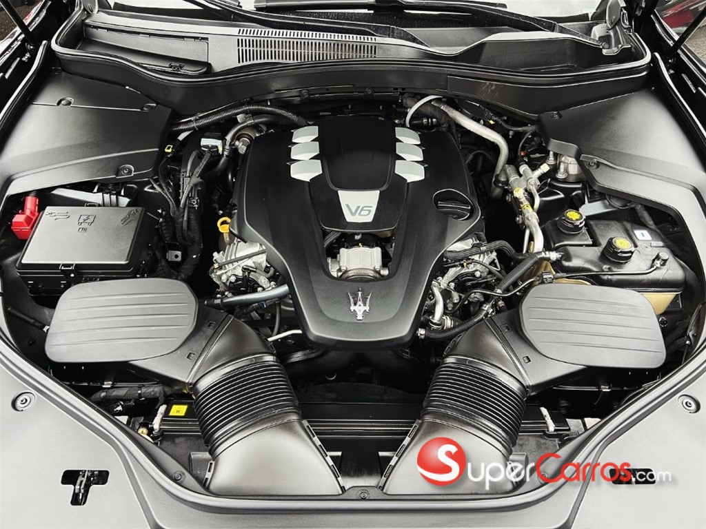 2022 Maserati Levante Modena S — foto 2 / 12