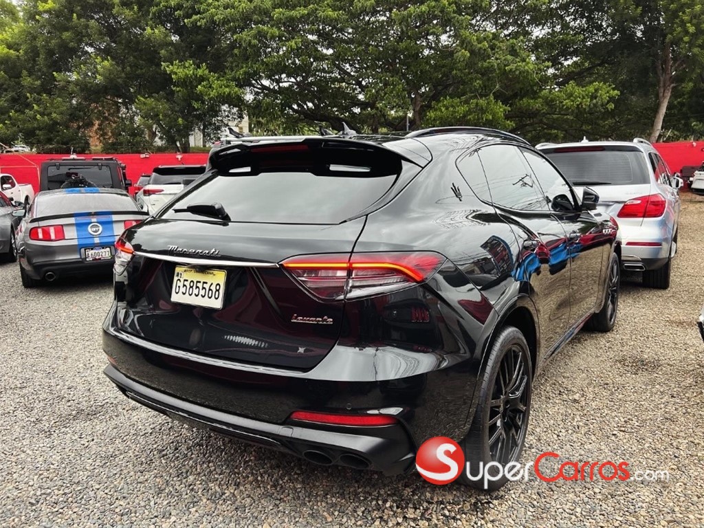 2022 Maserati Levante Modena S — foto 3 / 12