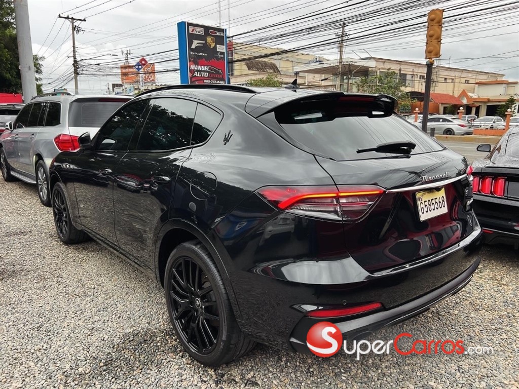 2022 Maserati Levante Modena S — foto 4 / 12
