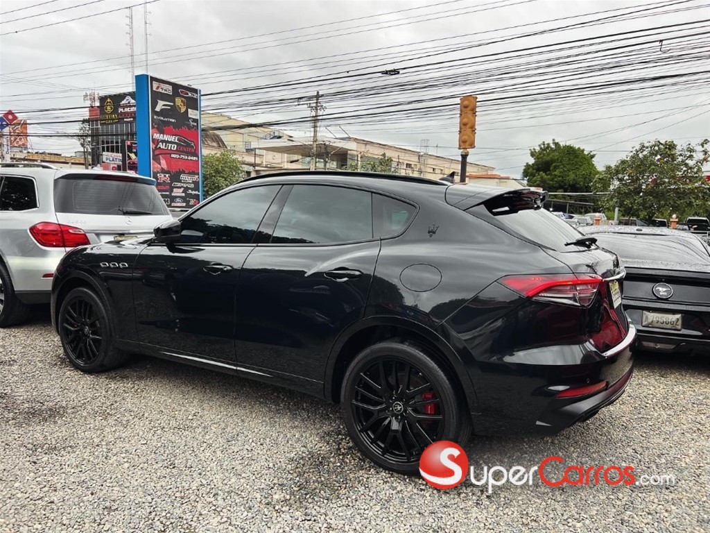 2022 Maserati Levante Modena S — foto 5 / 12