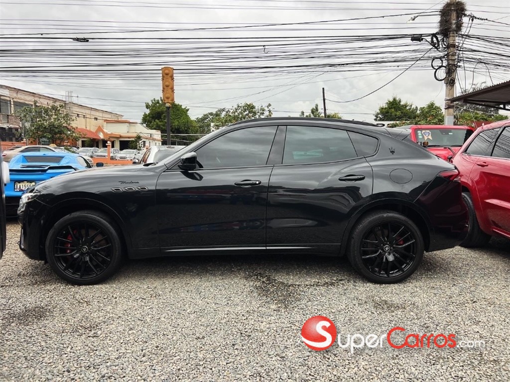 2022 Maserati Levante Modena S — foto 6 / 12