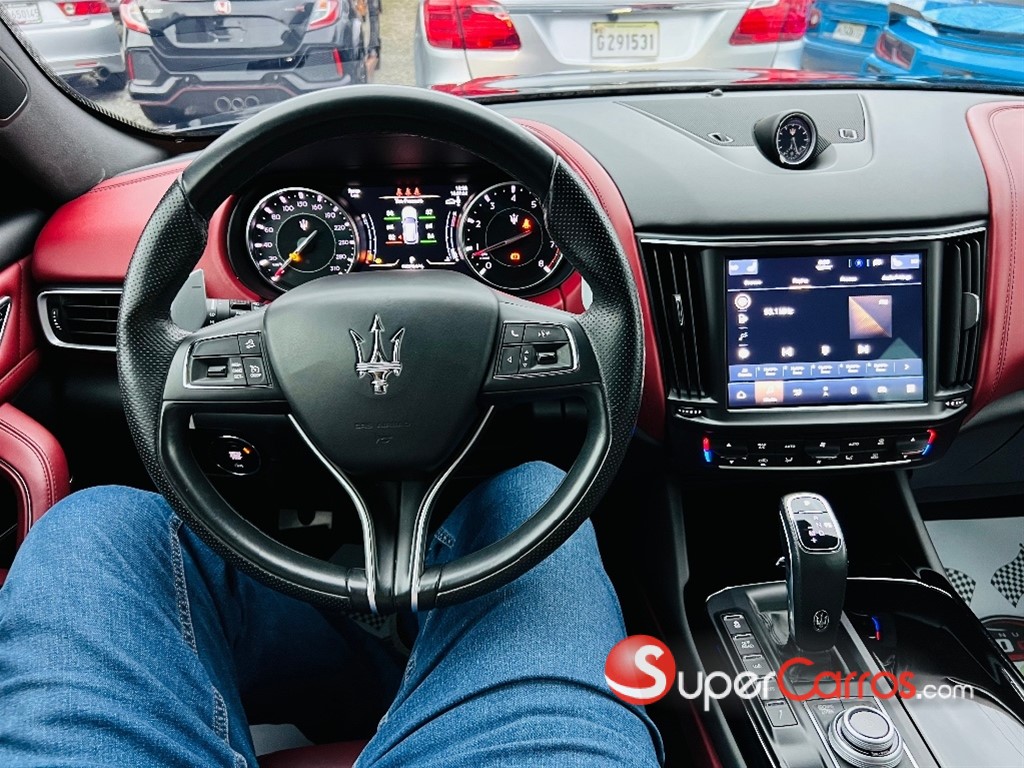 2022 Maserati Levante Modena S — foto 8 / 12