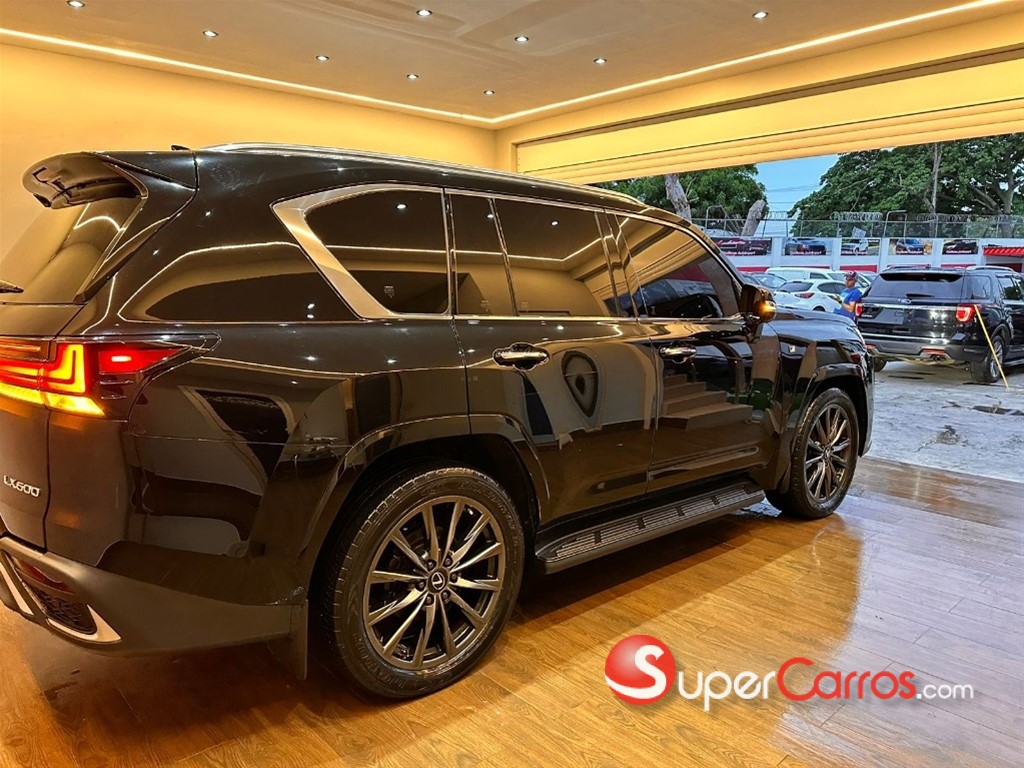 2022 Lexus LX 600 F Sport — foto 4 / 12