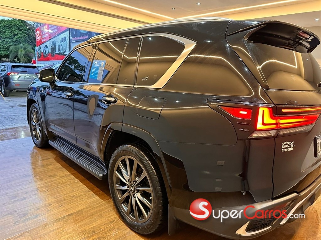 2022 Lexus LX 600 F Sport — foto 5 / 12