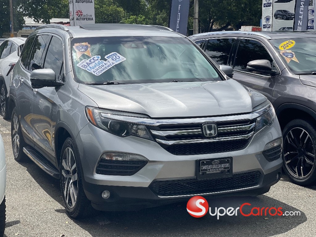 2018 Honda Pilot Touring — foto 11 / 11