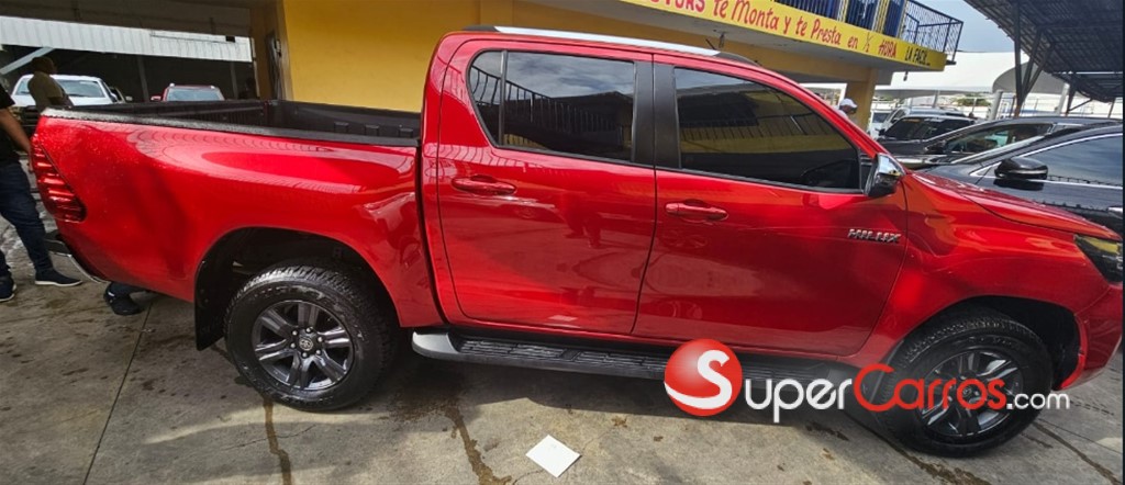 2022 Toyota Hilux SRV — foto 4 / 11