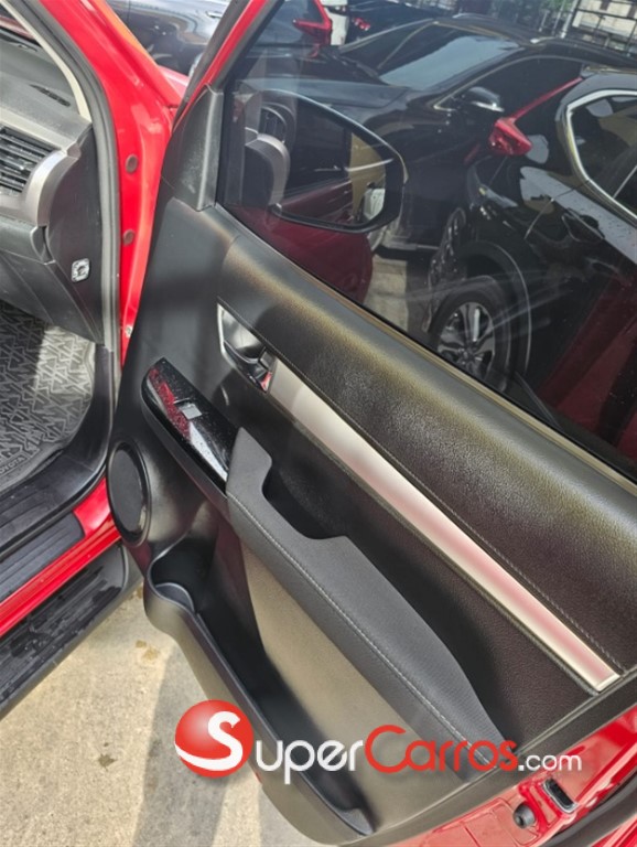 2022 Toyota Hilux SRV — foto 6 / 11