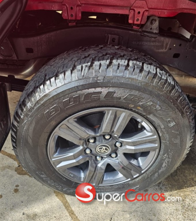 2022 Toyota Hilux SRV — foto 11 / 11