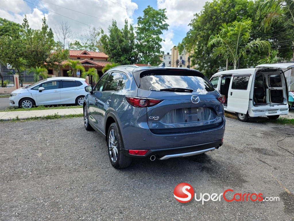 2021 Mazda CX-5 Carbon Edition — foto 6 / 12