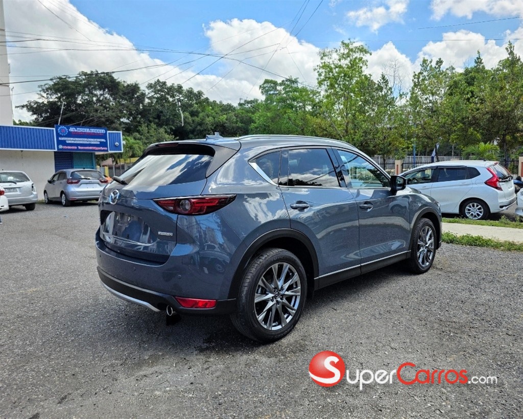 2021 Mazda CX-5 Carbon Edition — foto 8 / 12