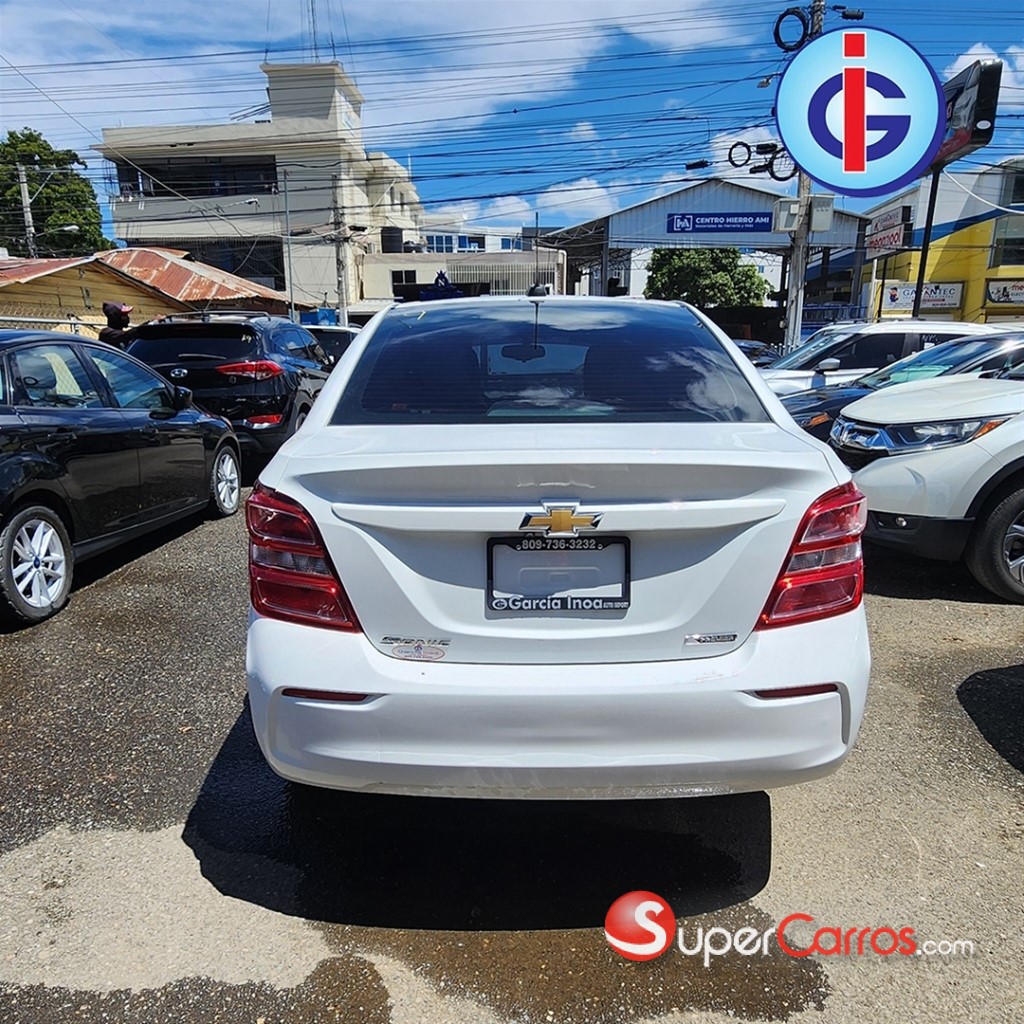 2019 Chevrolet Sonic Premier — foto 4 / 10