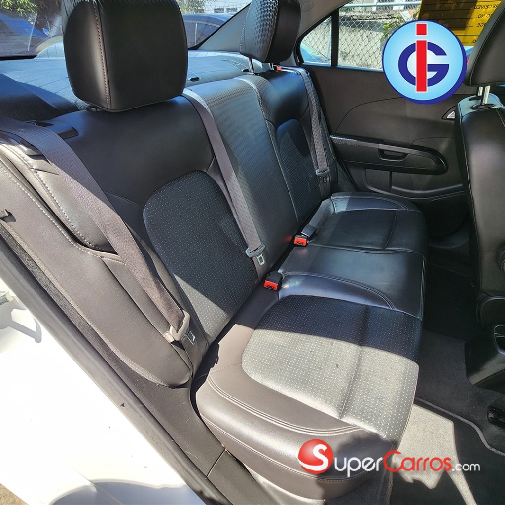 2019 Chevrolet Sonic Premier — foto 8 / 10