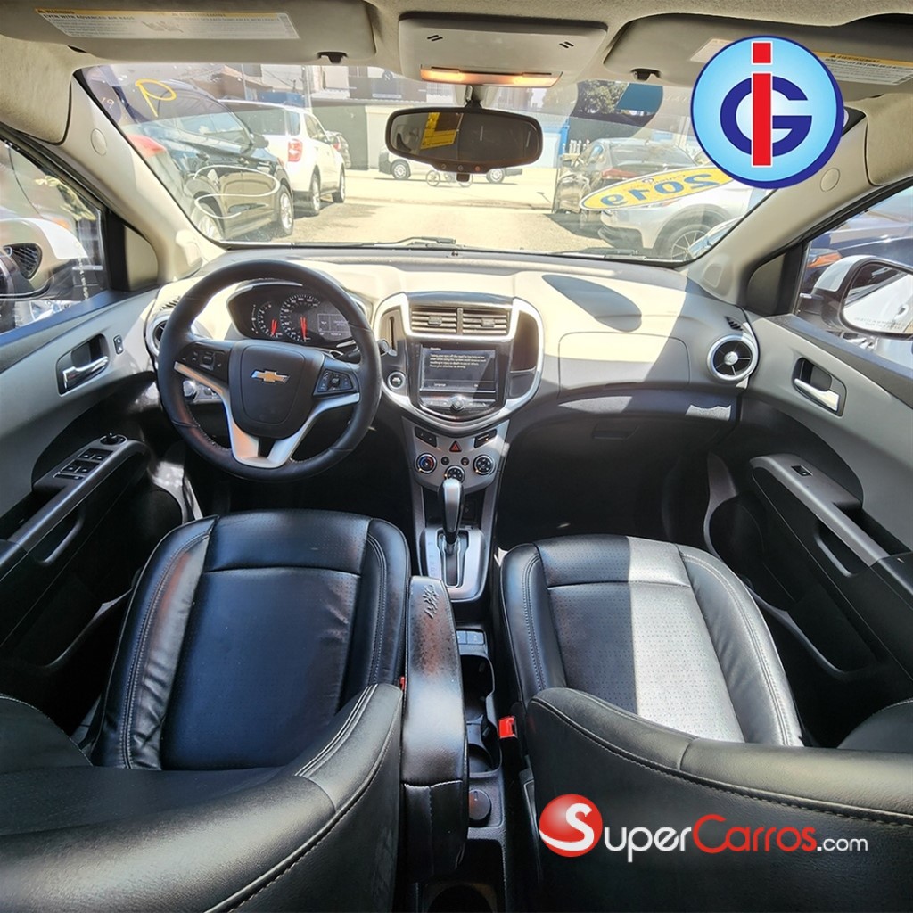 2019 Chevrolet Sonic Premier — foto 10 / 10