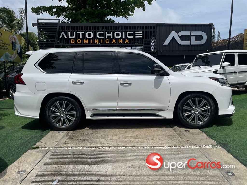2017 Lexus LX 570 Sport — foto 3 / 12