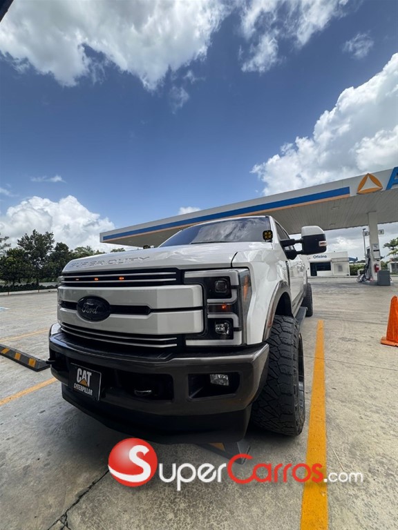 2017 Ford F 250 — foto 4 / 10