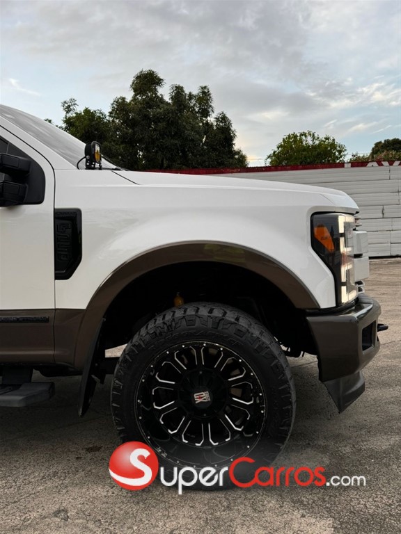 2017 Ford F 250 — foto 8 / 10