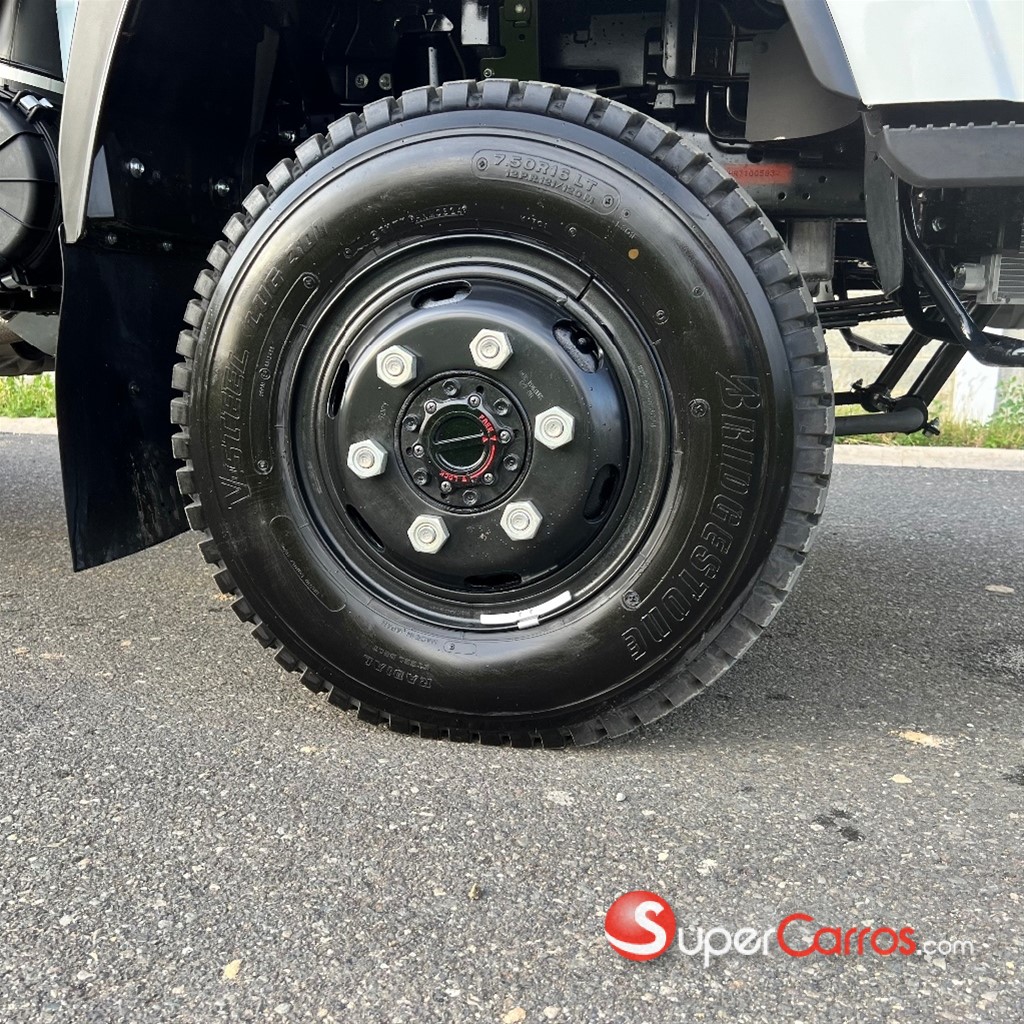 2026 Isuzu NPS 14 Pies — foto 4 / 12