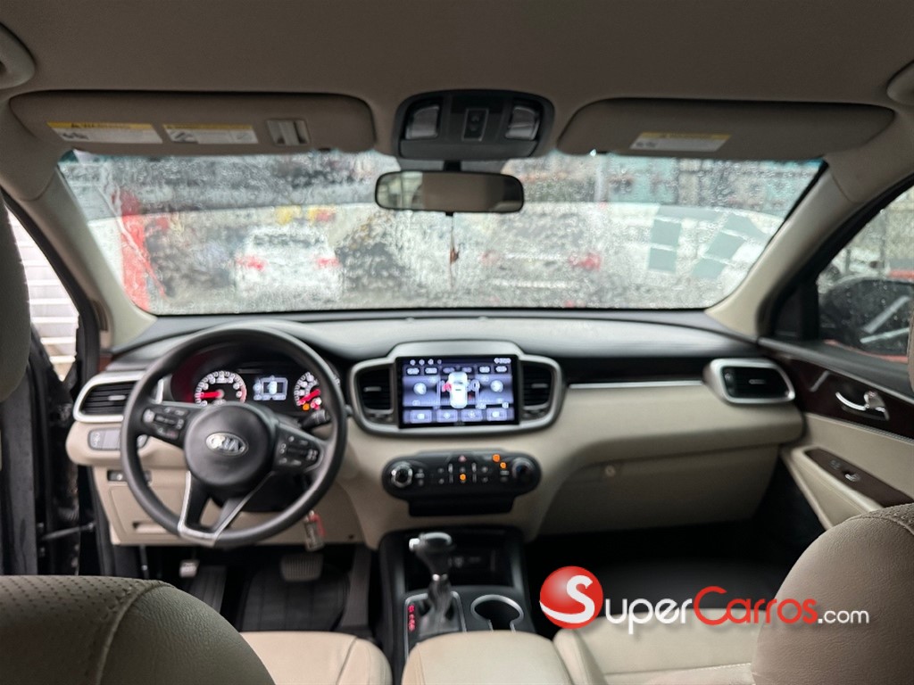 2017 Kia Sorento LX — foto 9 / 9