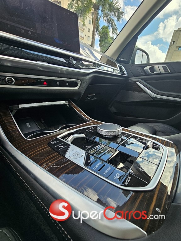 2025 BMW X 7 — foto 3 / 9