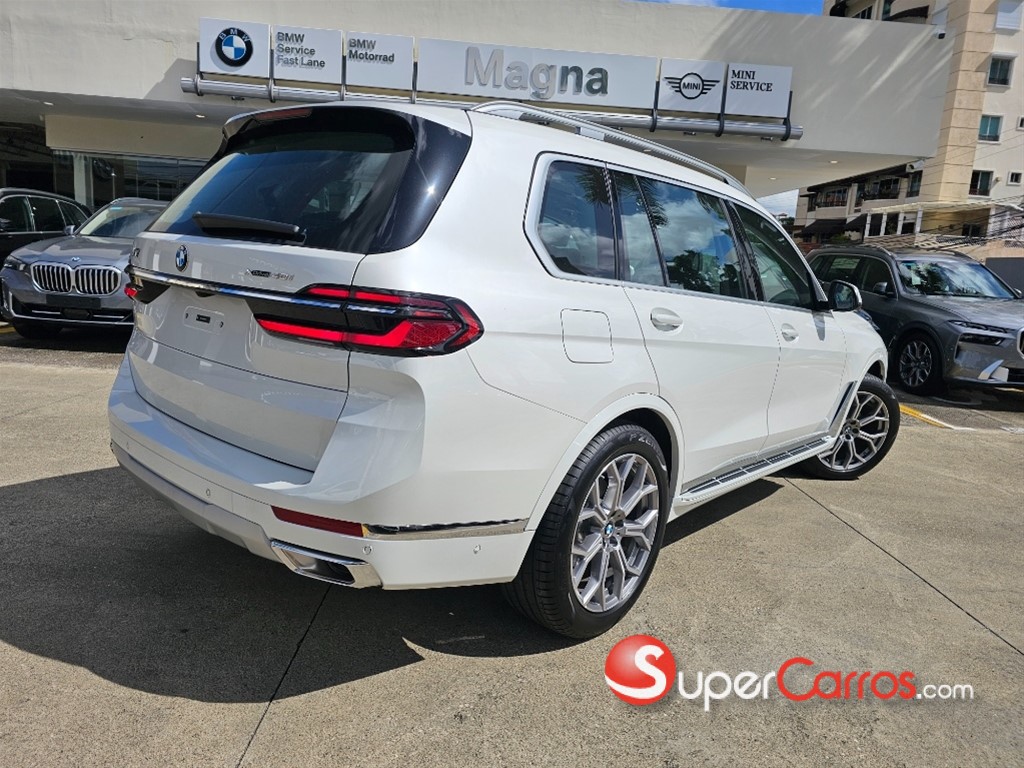 2025 BMW X 7 — foto 8 / 9