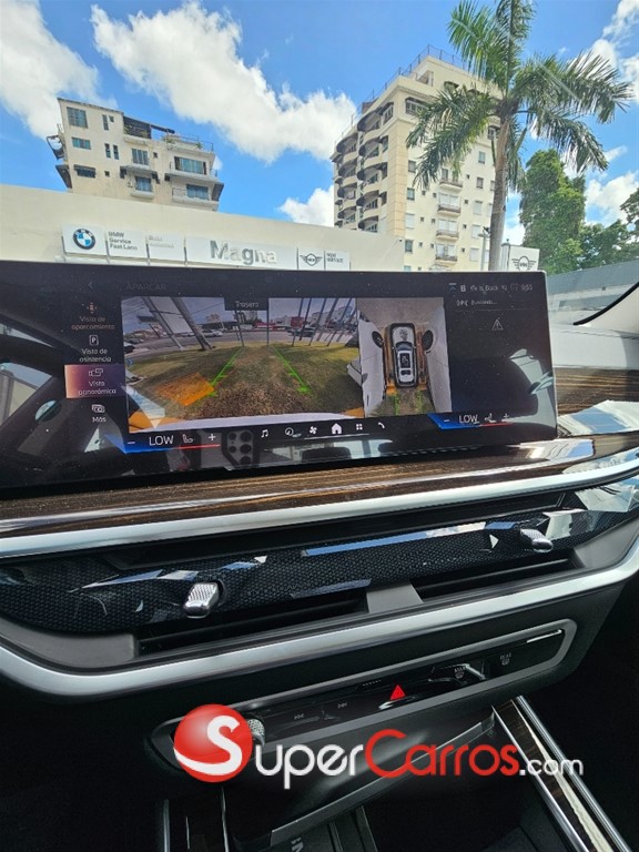 2025 BMW X 7 — foto 9 / 9