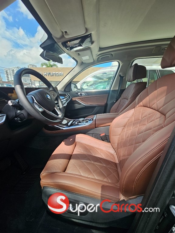 2026 BMW X 7 xDrive 40d Premium — foto 3 / 8