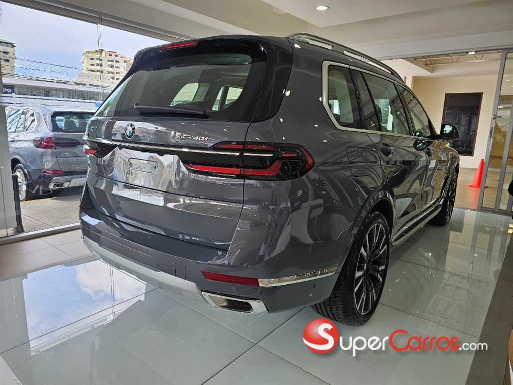 2025 BMW X 7 — foto 5 / 10