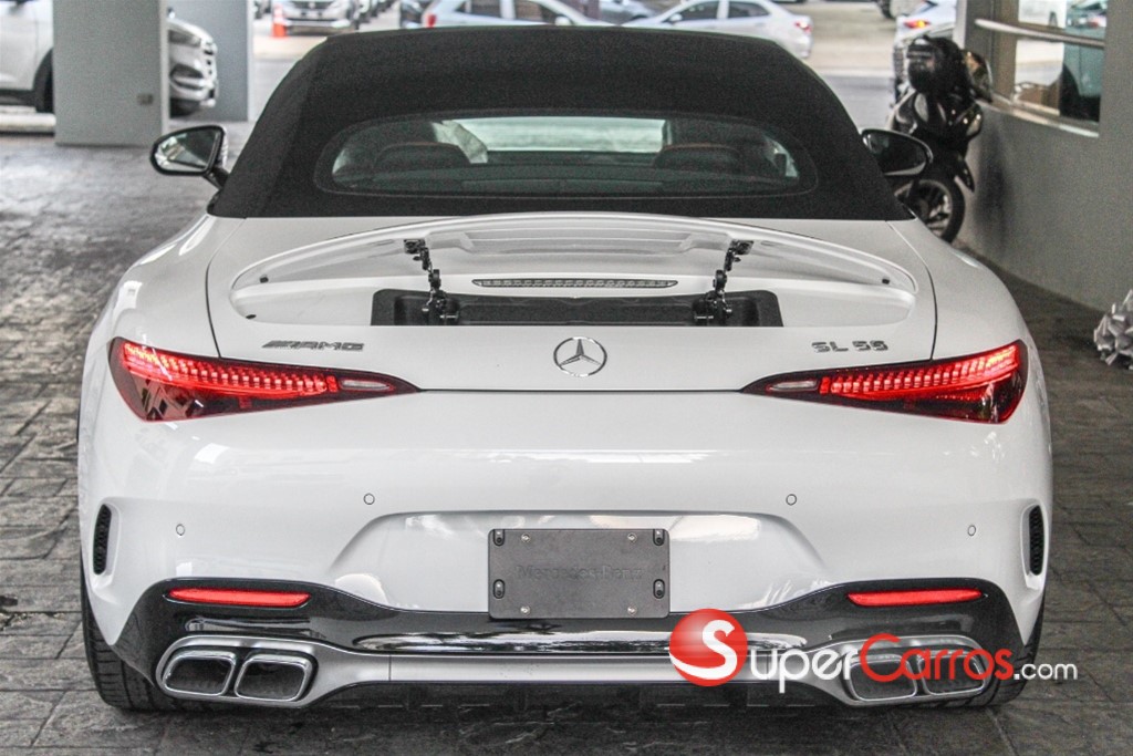 2026 Mercedes-Benz Clase SL 55-AMG — foto 6 / 12