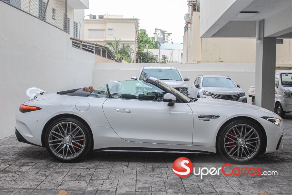2026 Mercedes-Benz Clase SL 55-AMG — foto 9 / 12