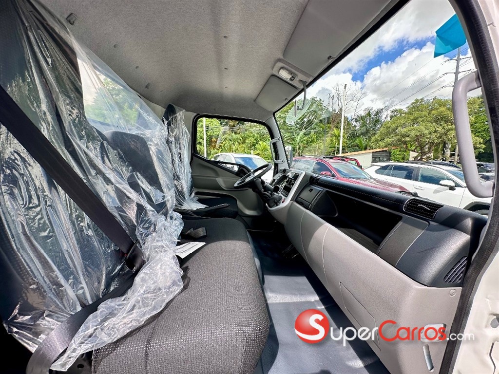 2026 Mitsubishi Motors Fuso — foto 8 / 8