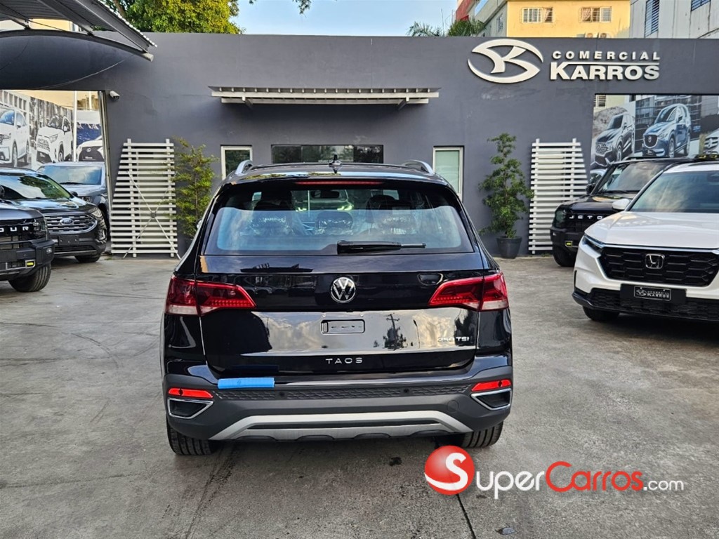 2024 Volkswagen Taos Highline — foto 6 / 12