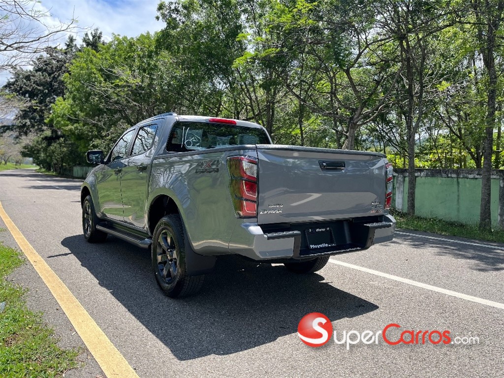 2027 Isuzu DMAX LSE — foto 4 / 12