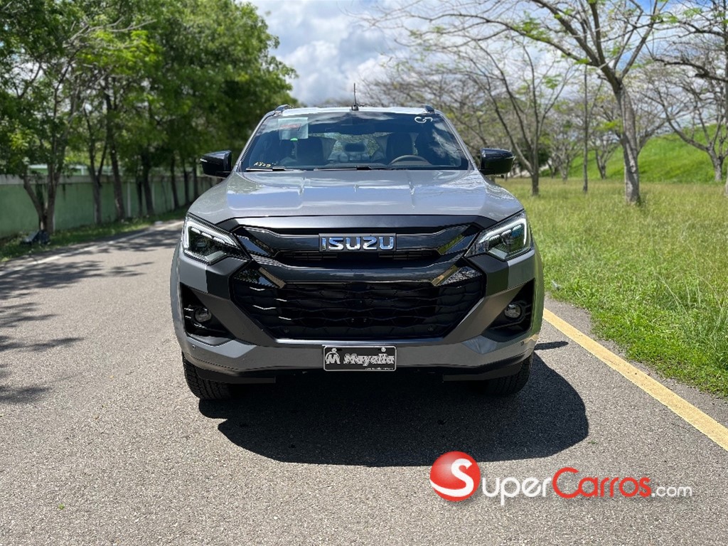 2027 Isuzu DMAX LSE — foto 11 / 12