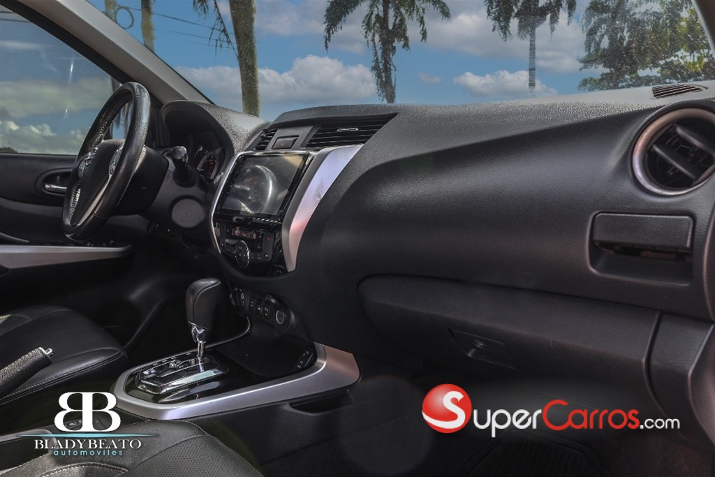 2021 Nissan Frontier LE — foto 6 / 12