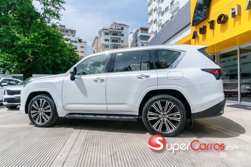 2026 Lexus LX 500 — foto 3 / 11