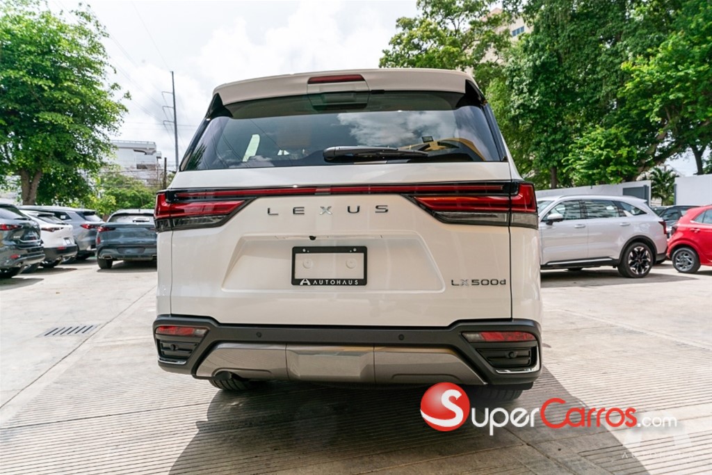2026 Lexus LX 500 — foto 4 / 11