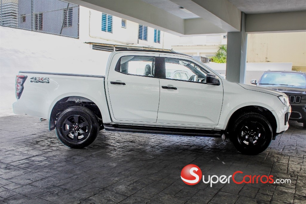 2027 Isuzu DMAX — foto 4 / 9