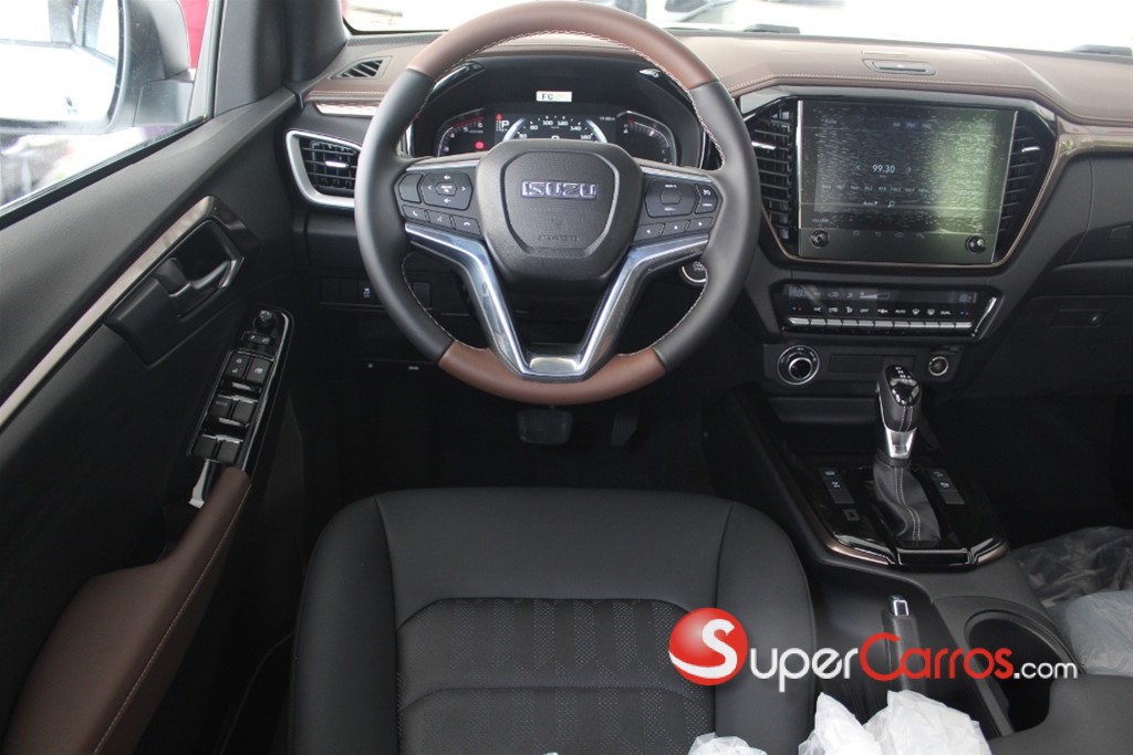 2027 Isuzu DMAX — foto 7 / 9