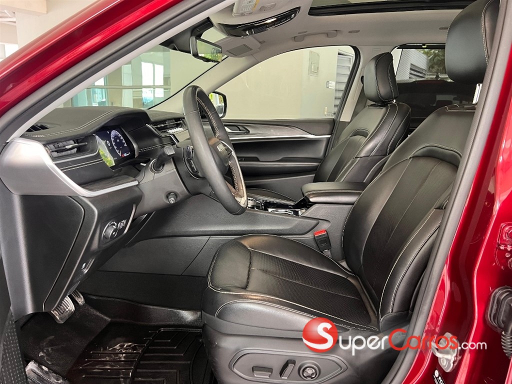 2023 Jeep Grand Cherokee L Limited — foto 7 / 12