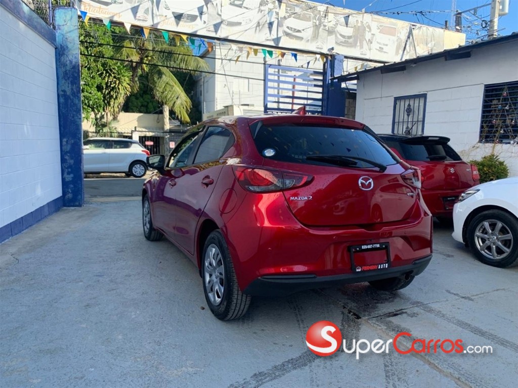 2020 Mazda 2 — foto 9 / 12