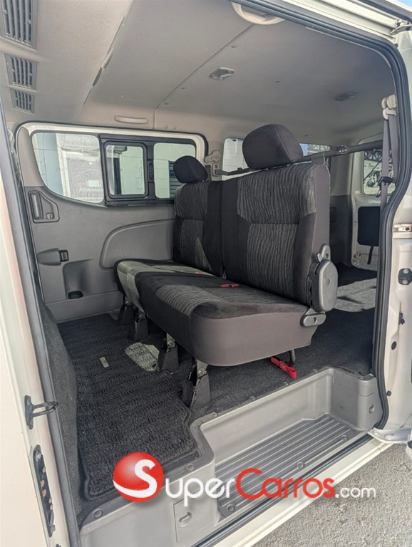 2020 Nissan NV 350 GX Premium — foto 9 / 12