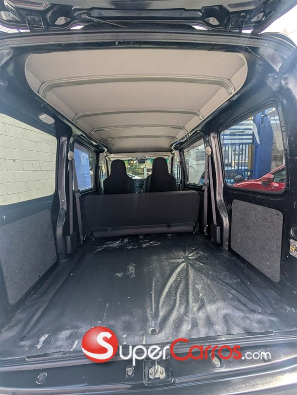 2021 Daihatsu Hijet — foto 11 / 12