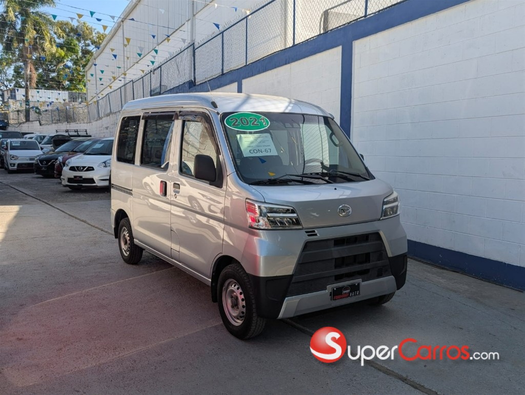 2021 Daihatsu Hijet Minivan