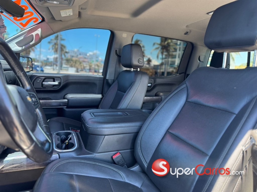 2021 Chevrolet Silverado LTZ — foto 7 / 8