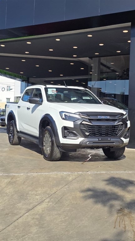 2027 Isuzu DMAX LSE — foto 3 / 12